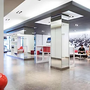 Novotel Center Montreal